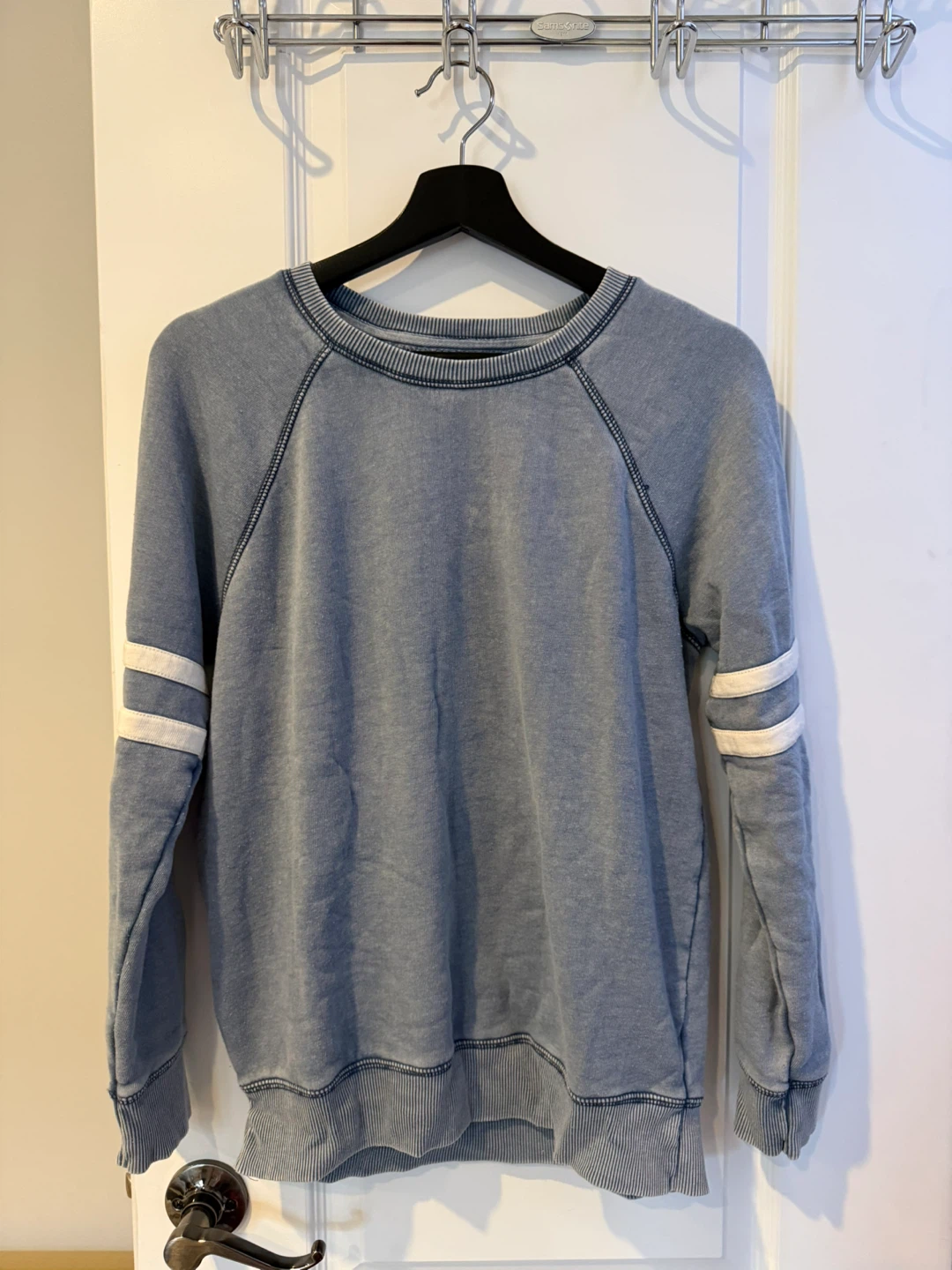 American Eagle Blue Crewneck