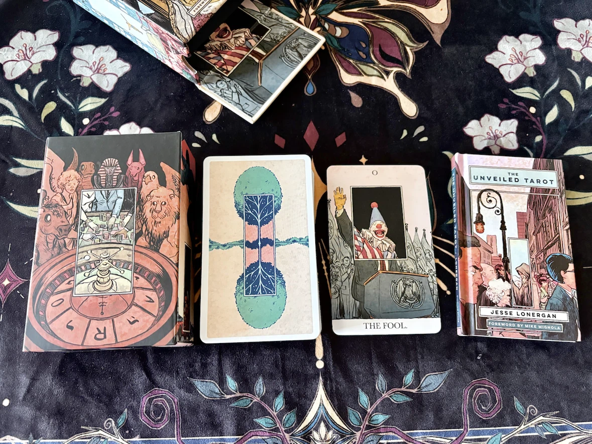 The Unveiled Tarot - photo 2