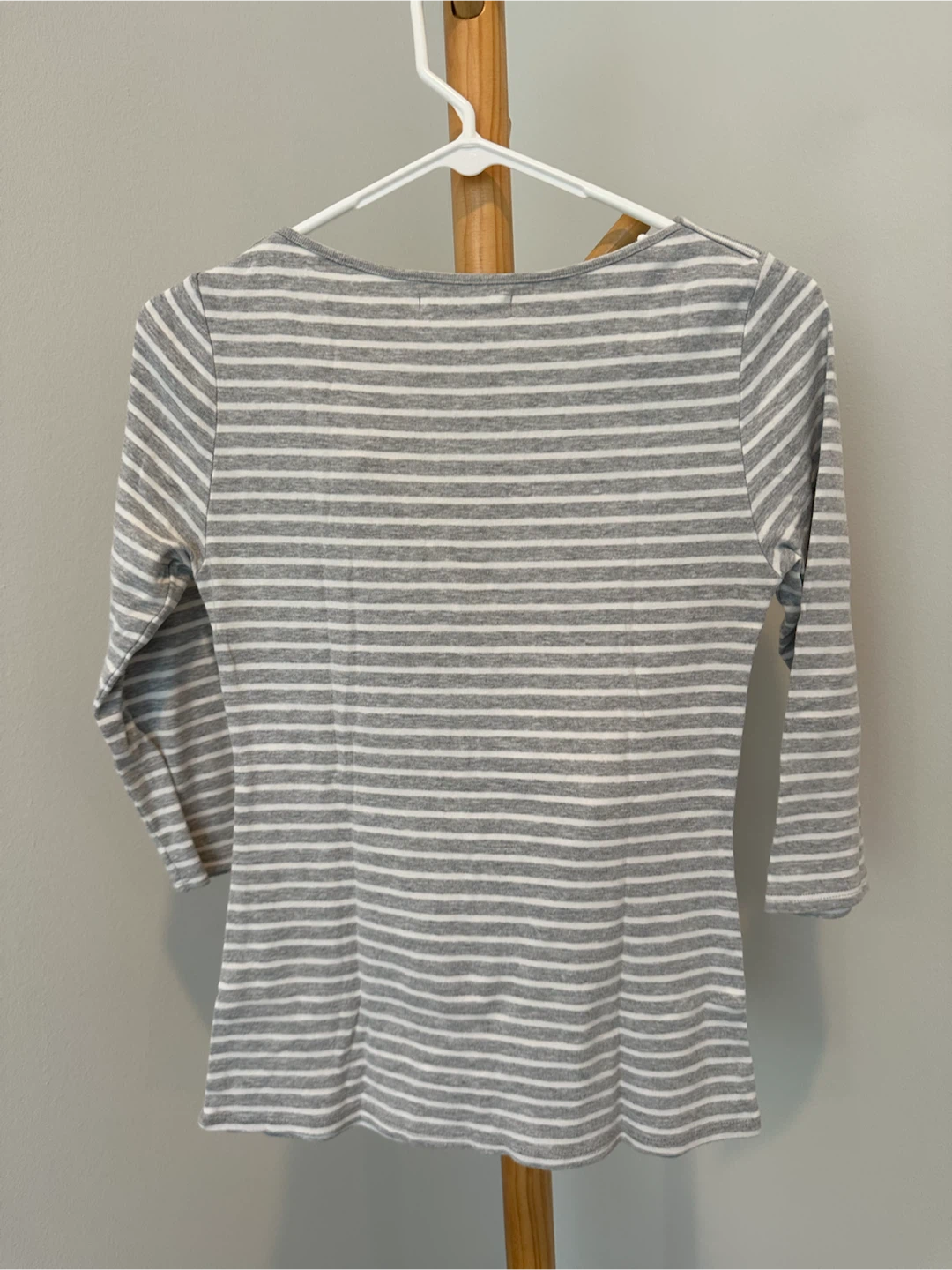 LOFT Gray and White Striped Top - photo 3