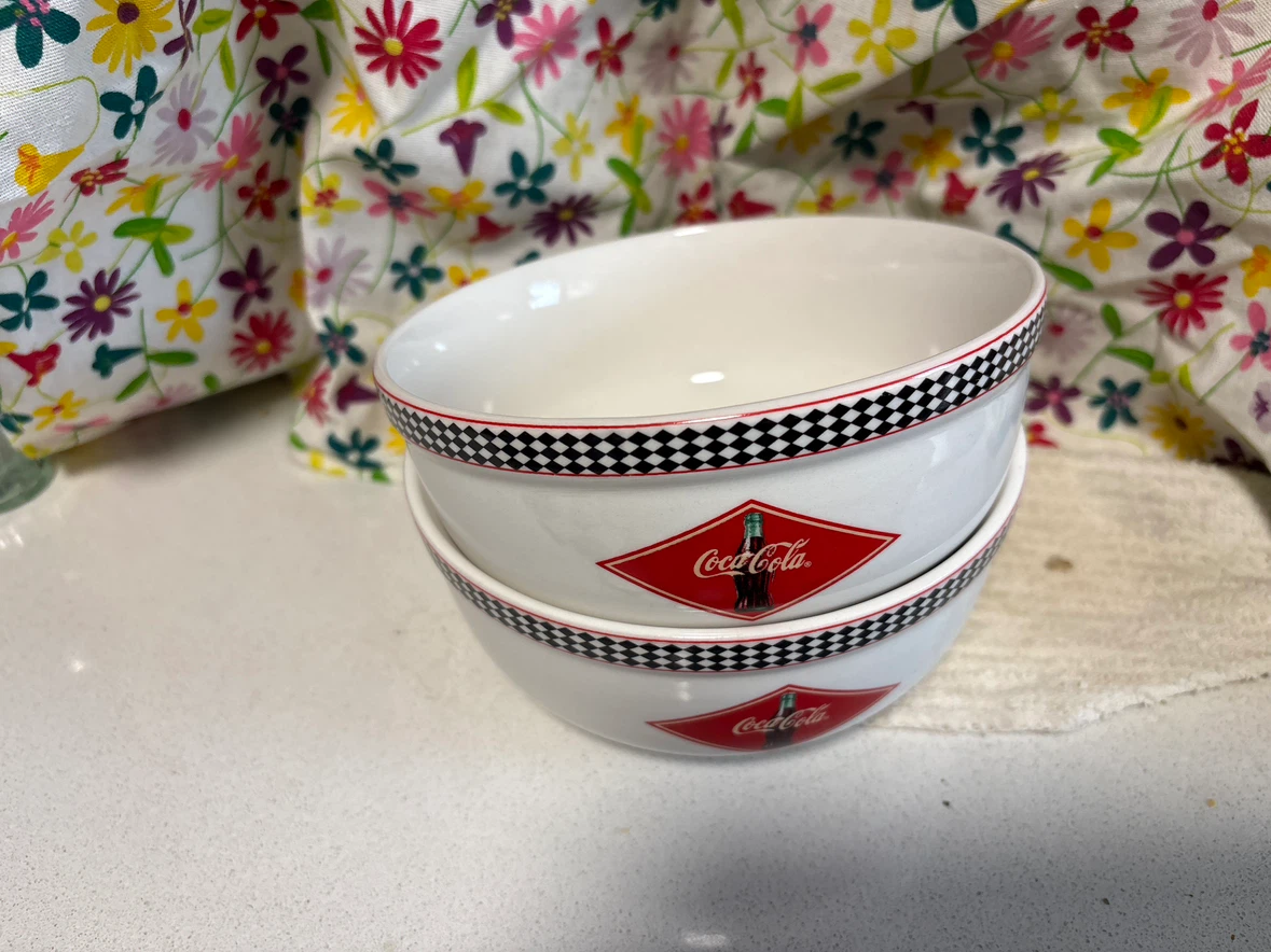 Set of 2 Coca-Cola Gibson Cereal Bowls