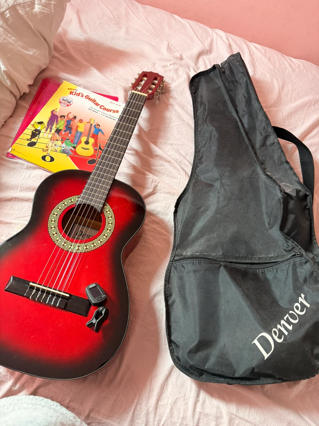 Denver DC34-RD Kids Guitar with Case and Tuner - photo 2