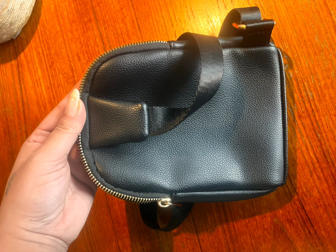Black crossbody bag - photo 3