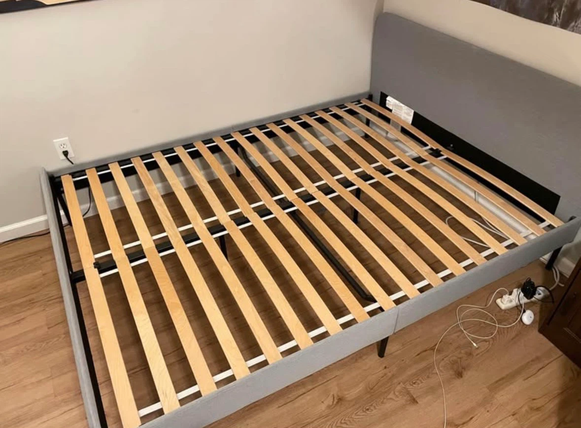 IKEA Queen Size Bed Frame w/ Luroy Slats - photo 3