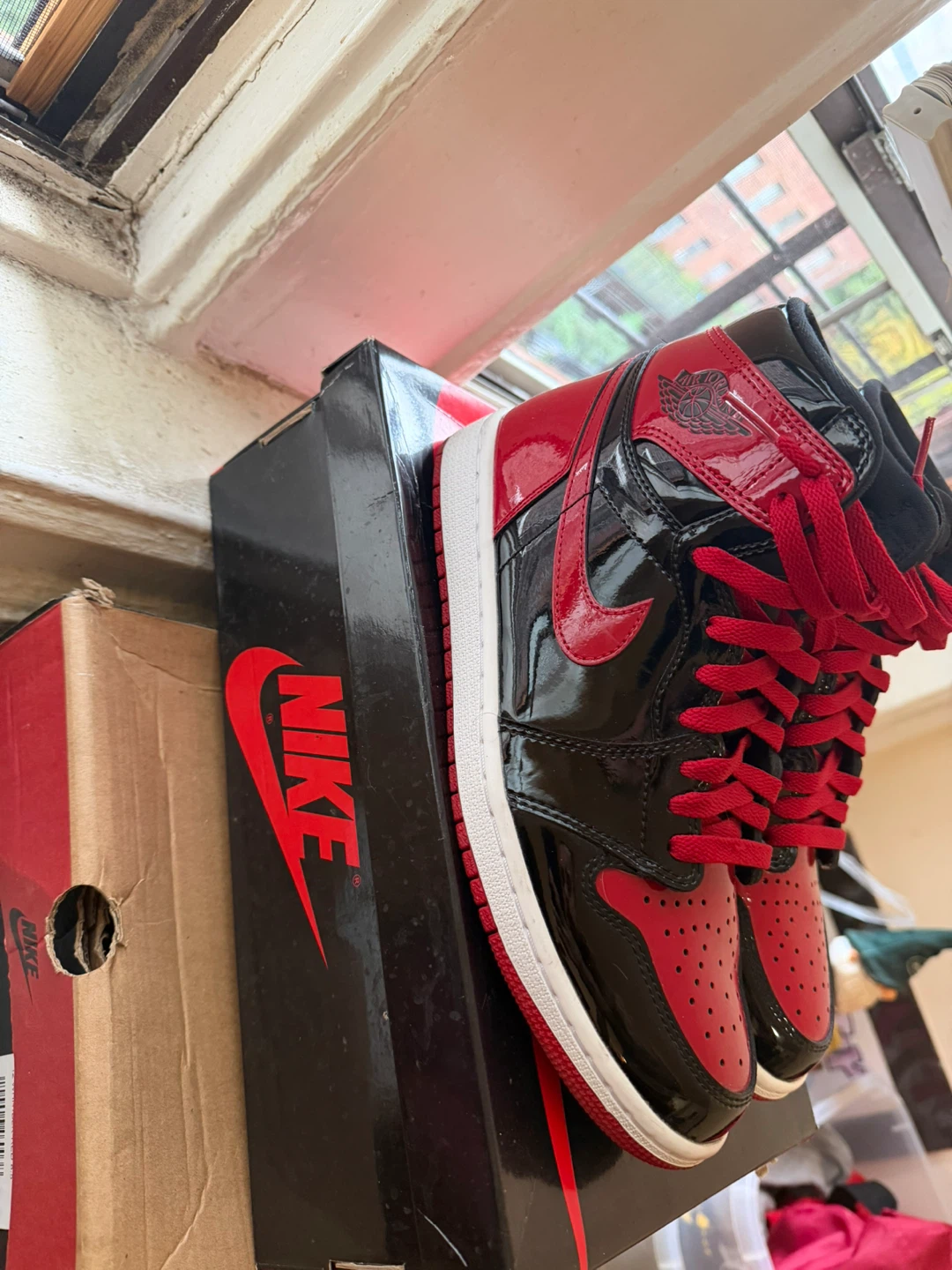 Nike Air Jordan 1 Retro High OG Size 8.5 - photo 3