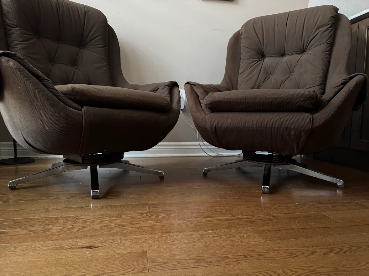 Vintage Kroehler Swivel Lounge Chairs - photo 4