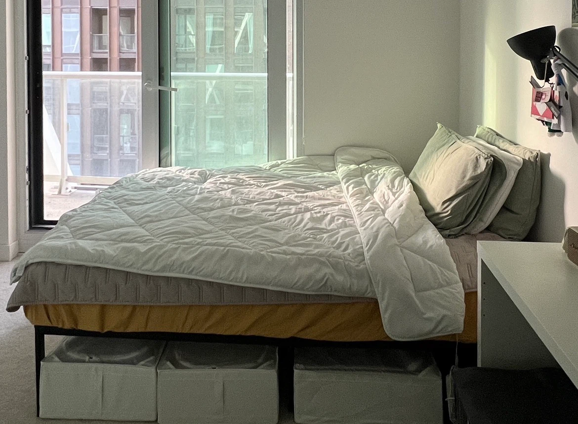 Zinus 10” Full Size Mattress (w/ cover) - photo 2