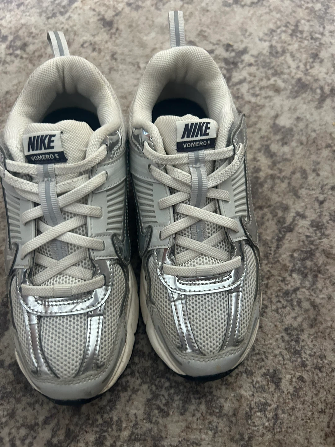 Nike Vomero 5 Sneakers - Size 3Y