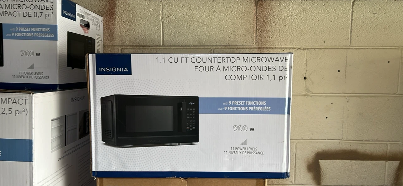 Open Box: Microwaves Never Used 10/10 Condition - photo 5