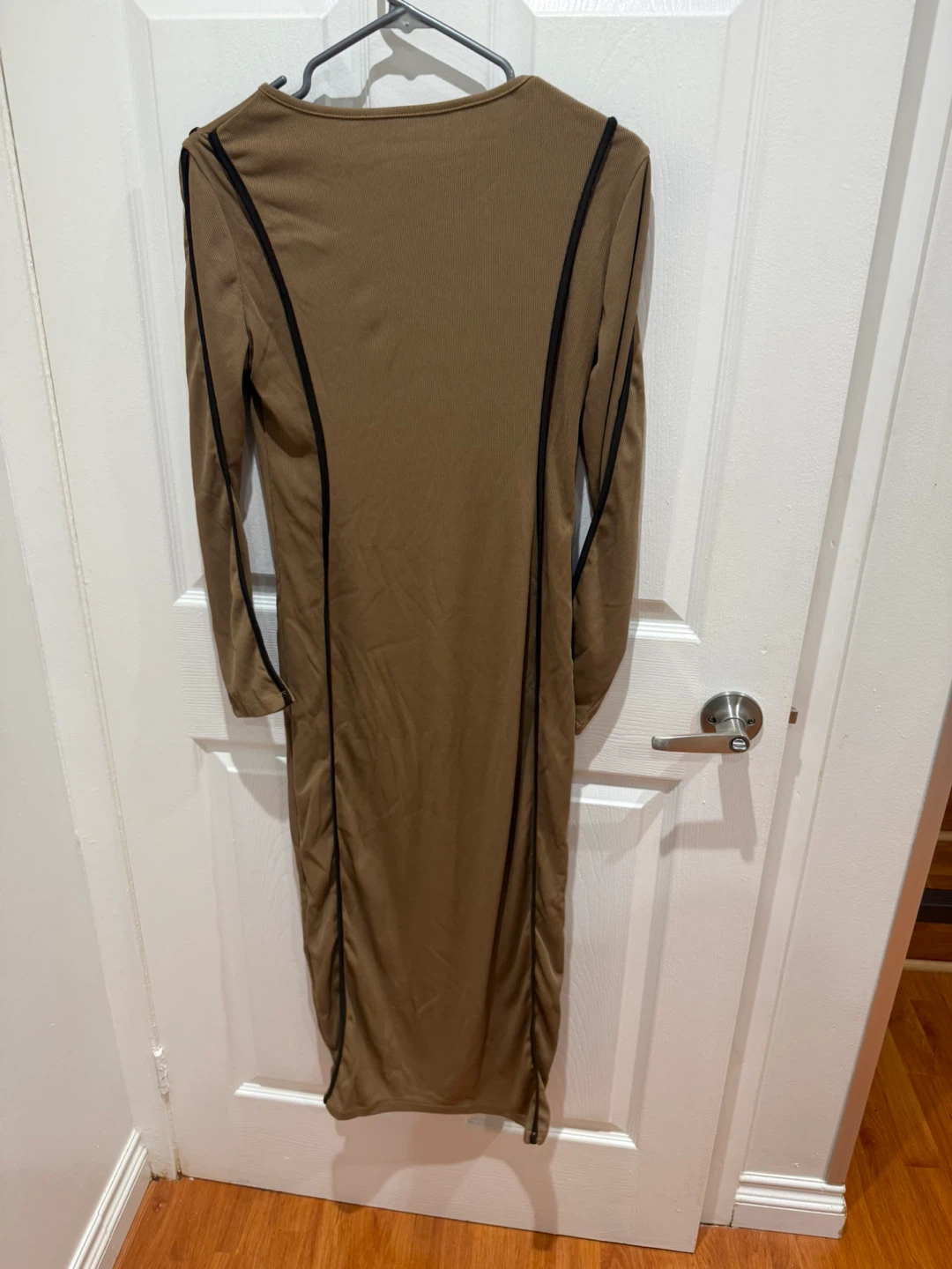 Long sleeve dresses - photo 3