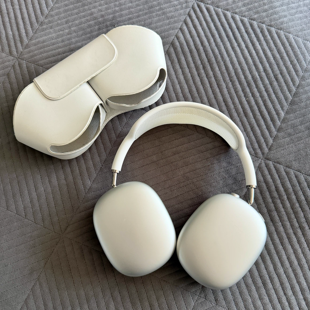 Apple AirPods Max / A2096 / 1st Gen / Lightning / Smart Case - photo 3
