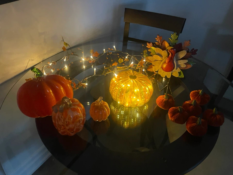 Fall Decor Set with Lighted Pumpkins and Velvet Mini Pumpkins - photo 5