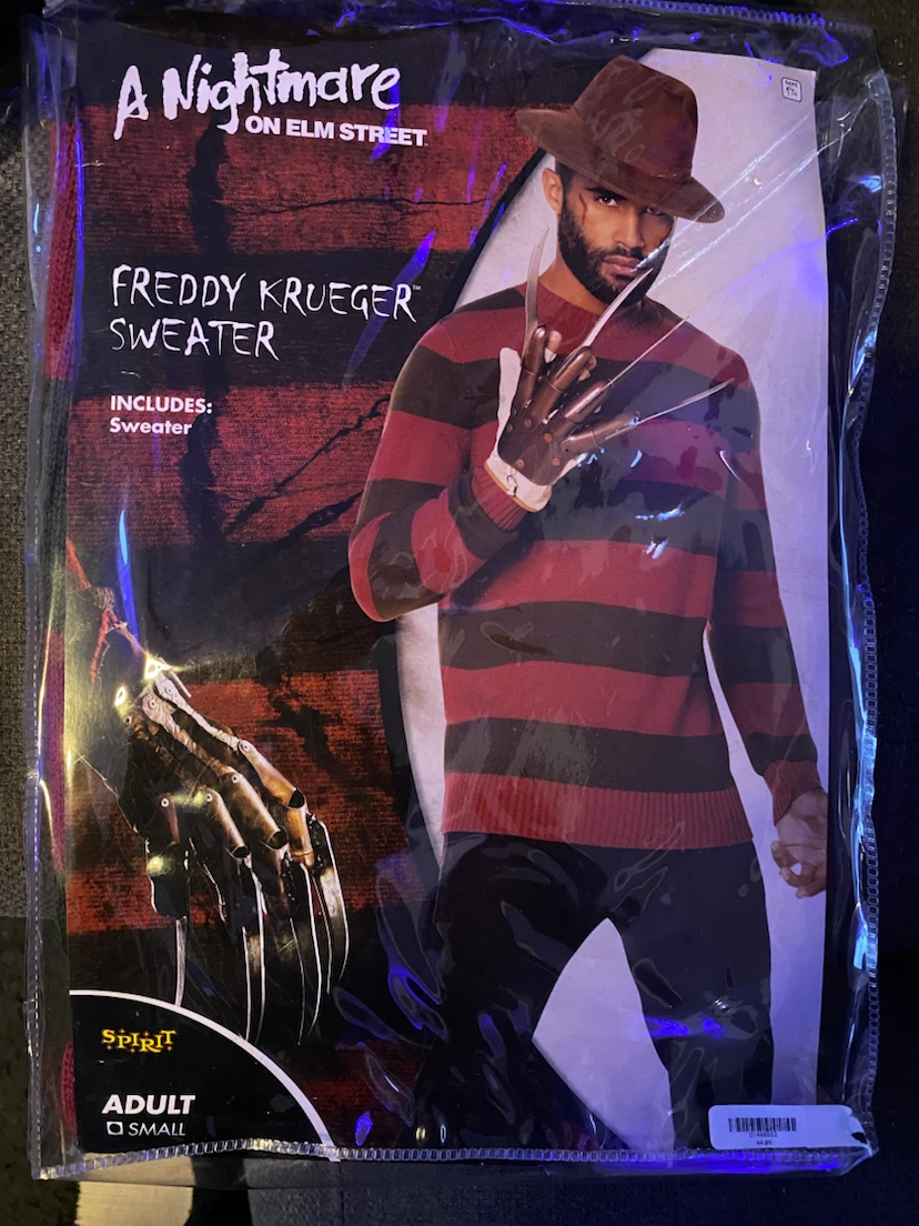 Spirit Halloween Costume Bundle - photo 2