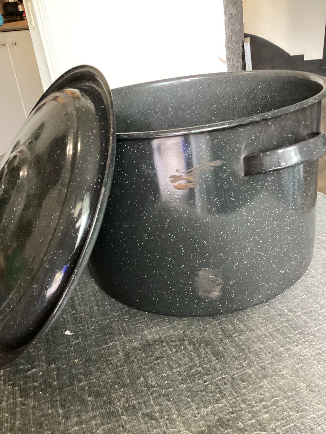 Large Black Enamel Speckled Stock Pot - photo 3