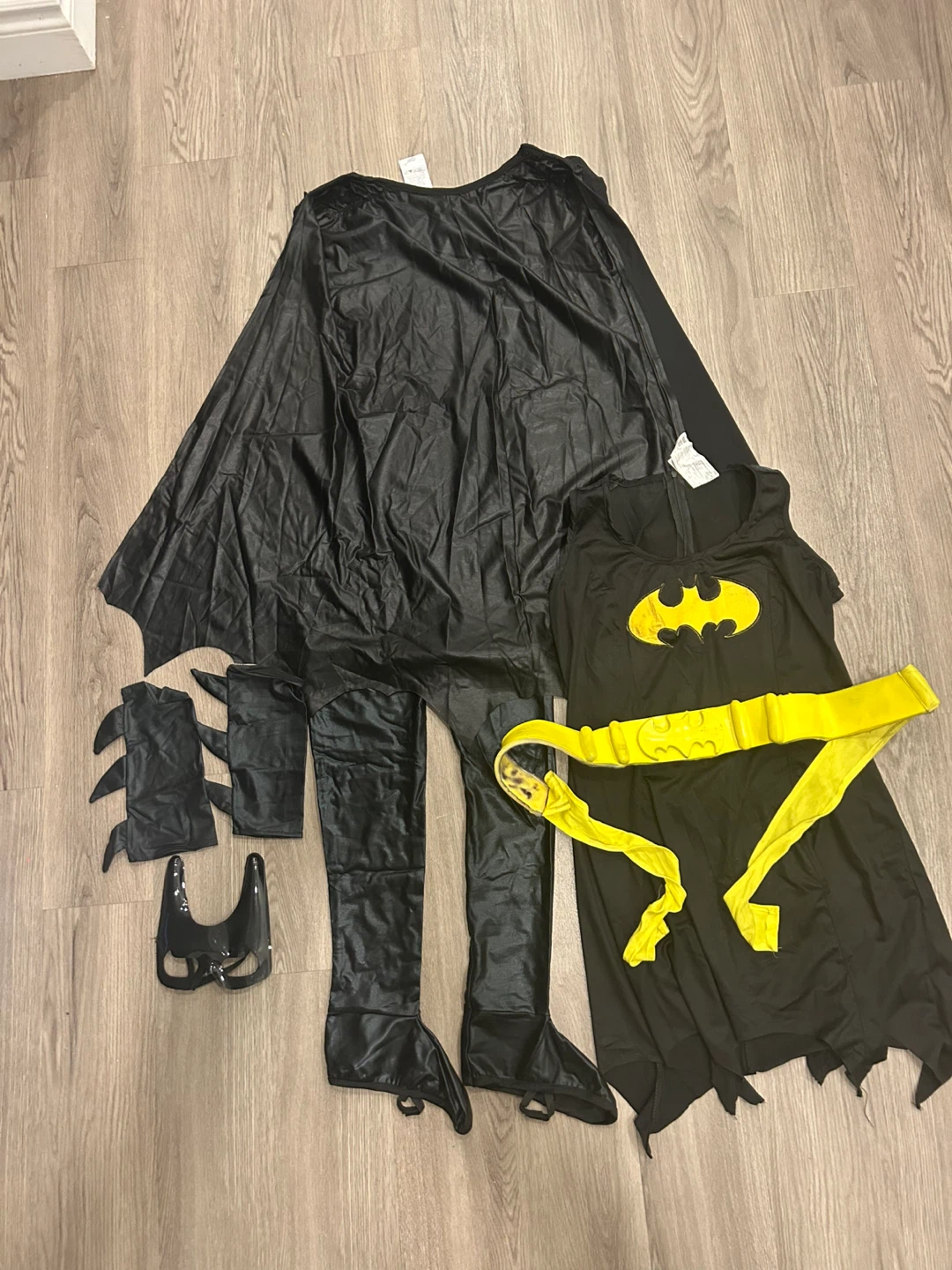 Rubies DC Comics Classic Batgirl Costume - Medium