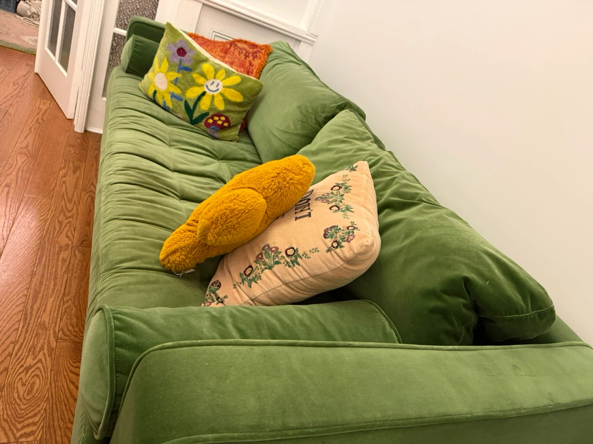 Article Green Velvet Sofa - photo 3