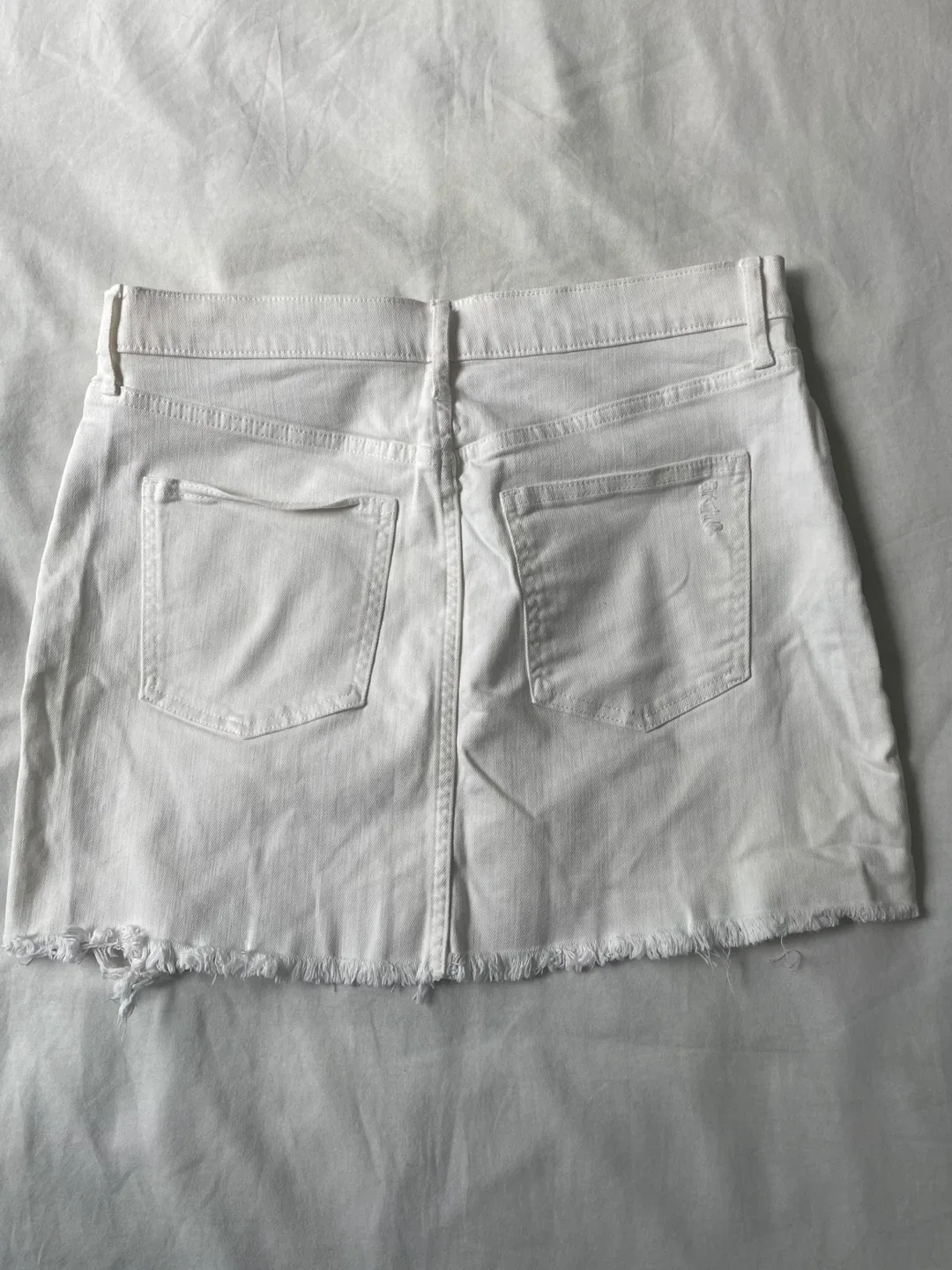 Gap White Denim Distressed Skirt - photo 3