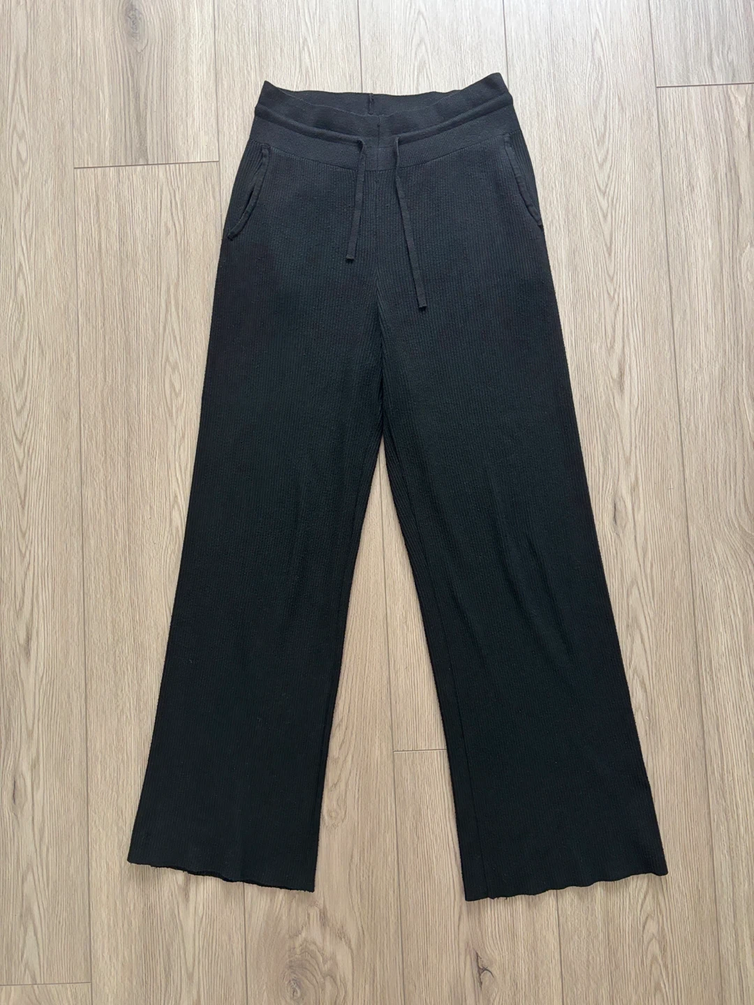 Uniqlo women’s ribbed wide easy pants size XS - photo 2