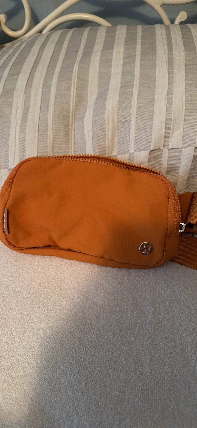 Lululemon belt bag 1L autumn orange tags on