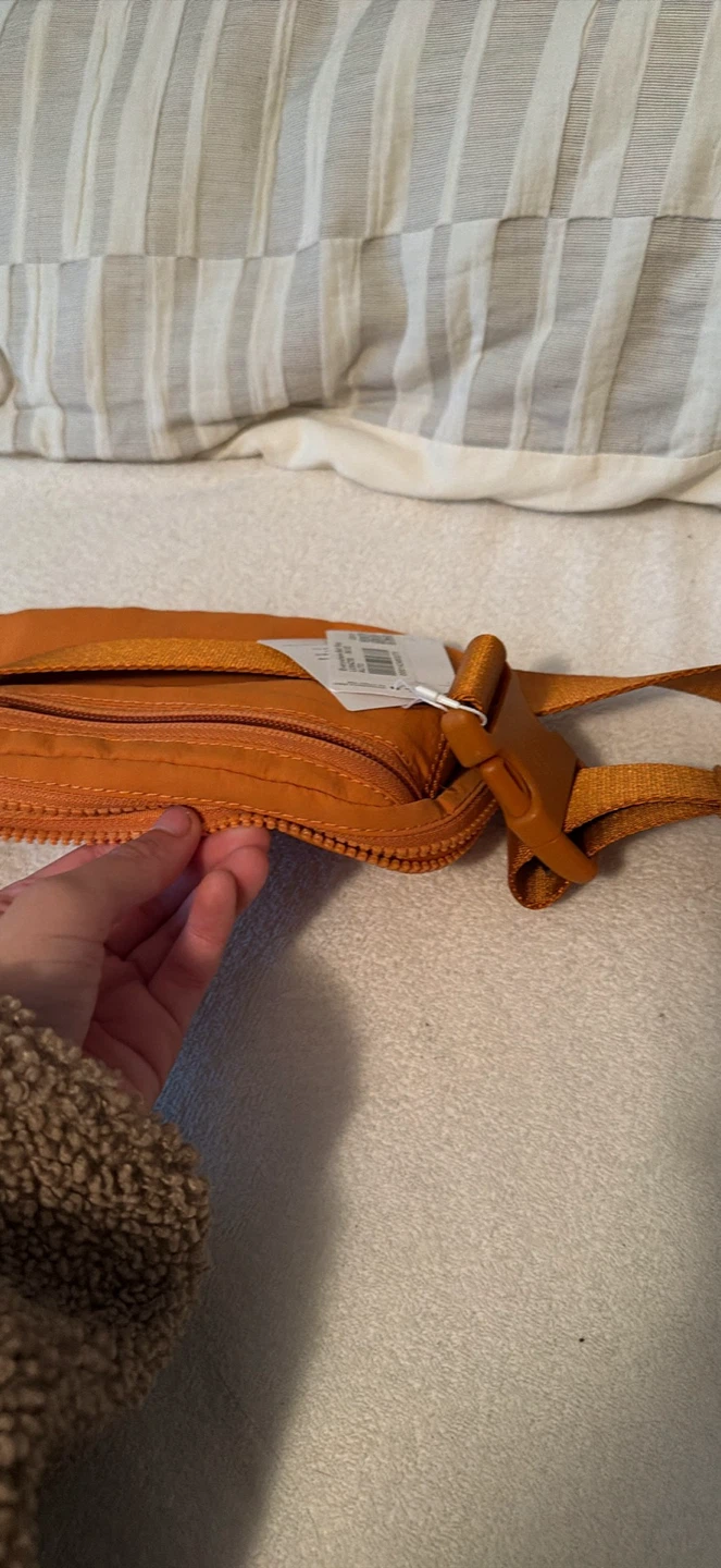 Lululemon belt bag 1L autumn orange tags on - photo 3