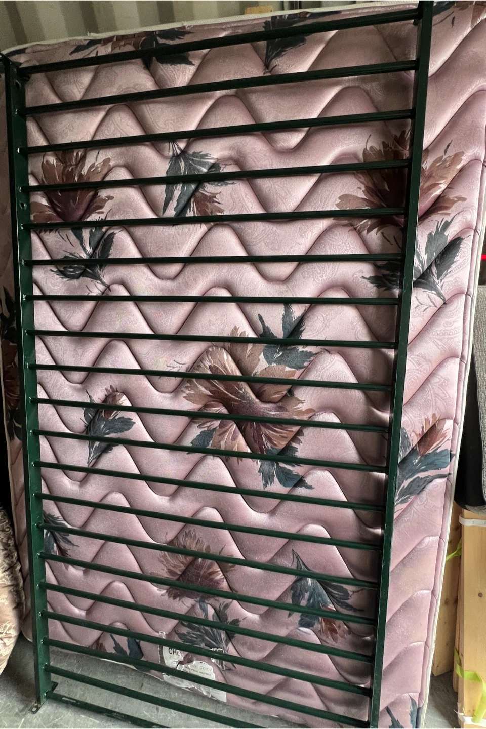 Twin over Double Green Metal Bunkbed *Can Deliver* - photo 2