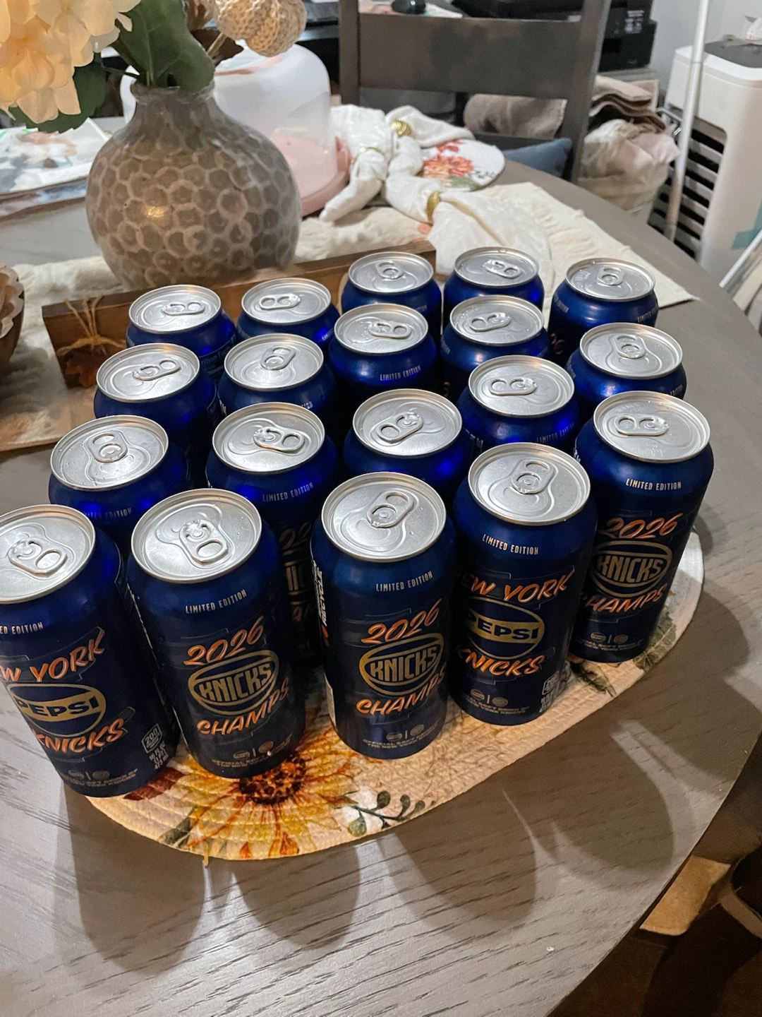 Limited Edition New York Knicks Pepsi 16oz Cans - Set of 20