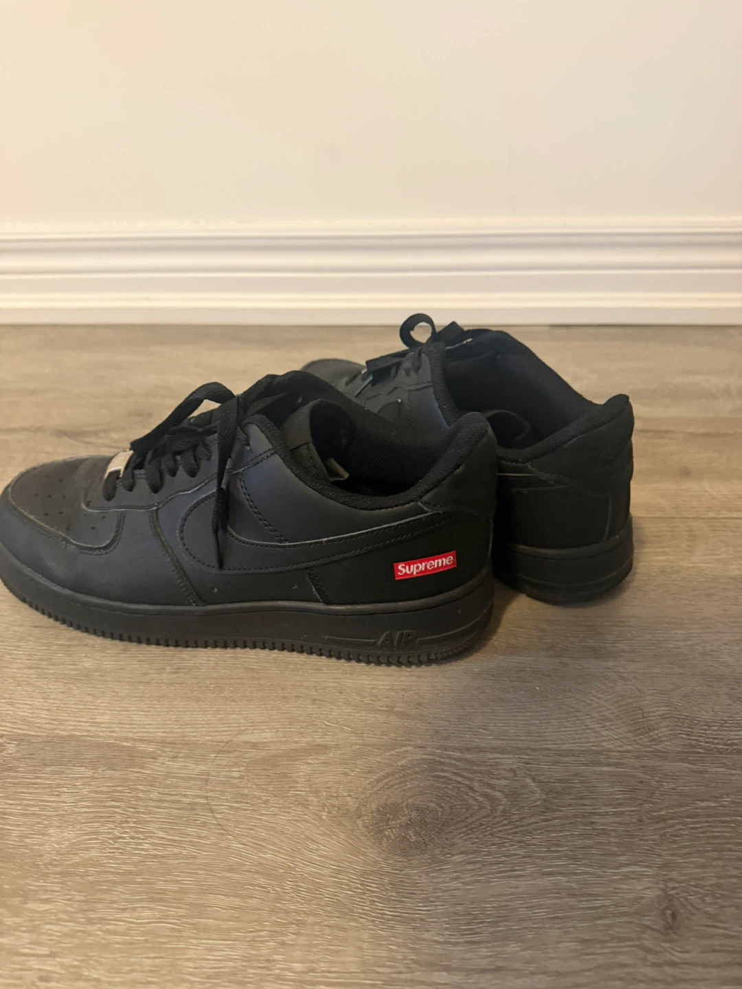 Nike Airforce 1 supreme black