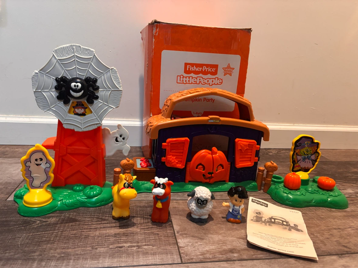 Fisher-Price Little People Pumpkin Party Playset