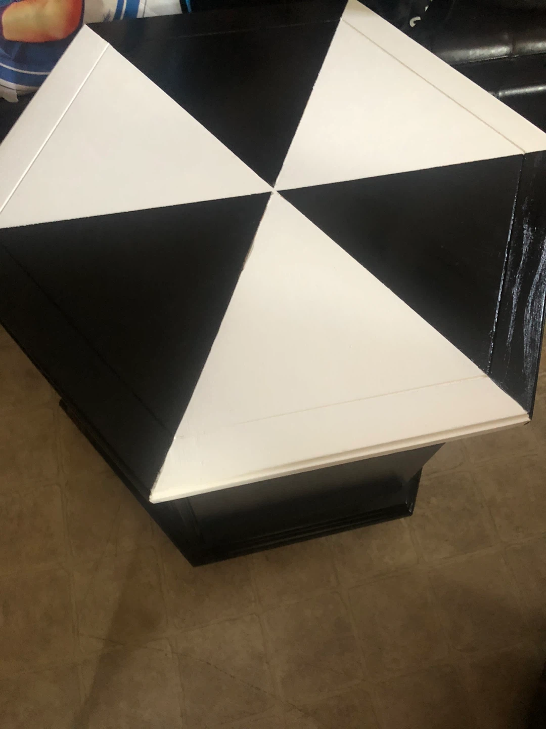 Spinning Black and White Hexagonal Side Table