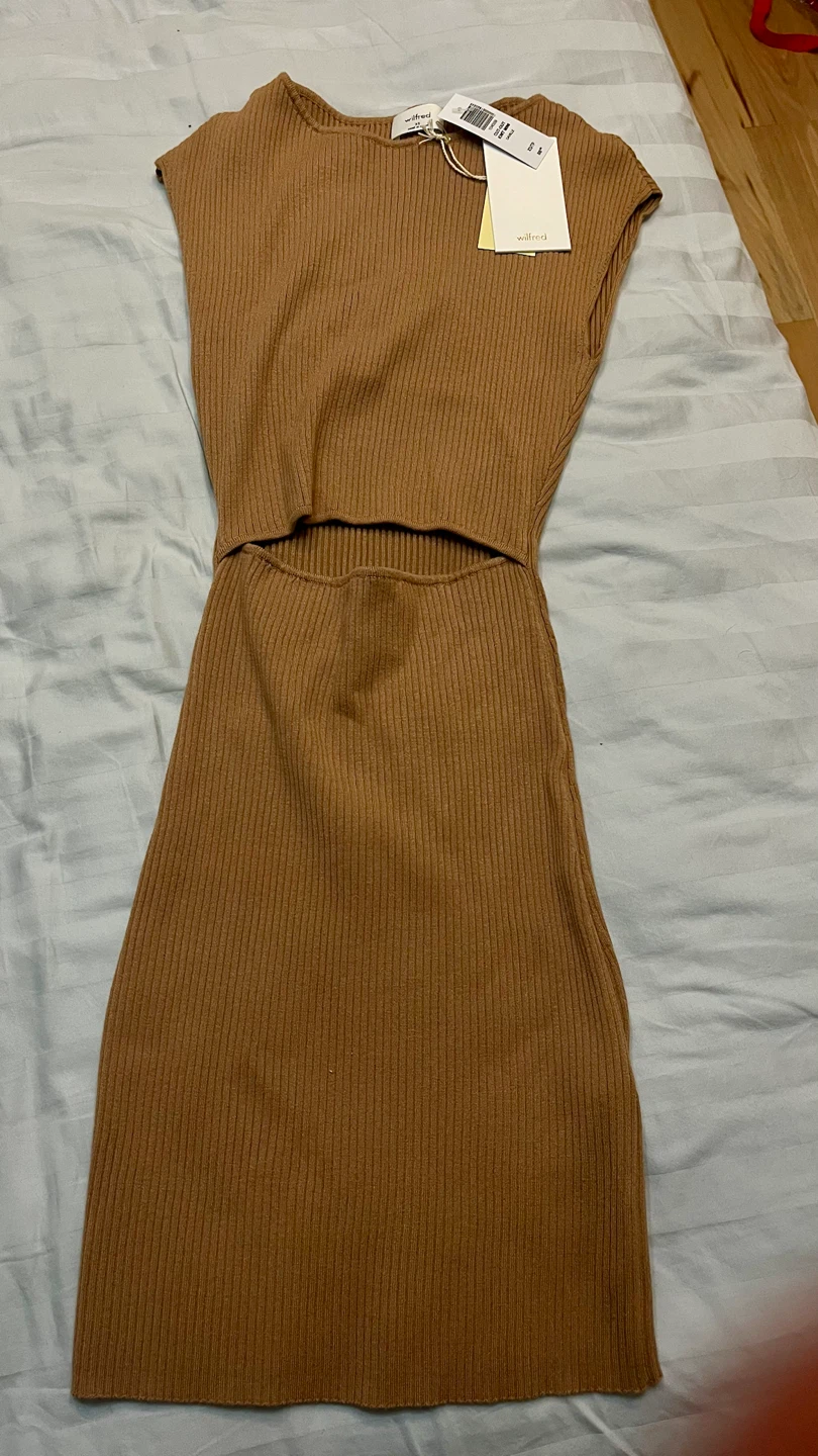 Wilfred Cut-Out Knit Dress
