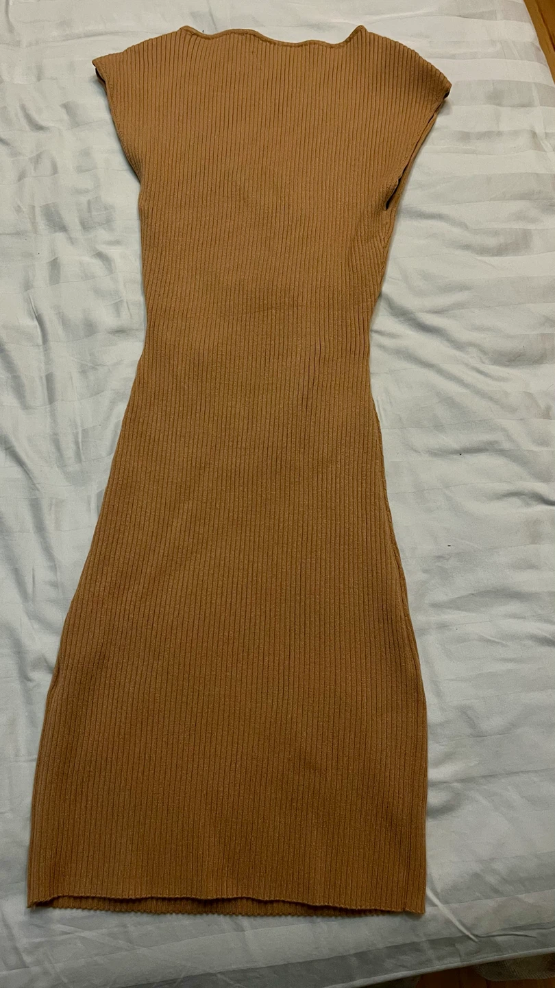 Wilfred Cut-Out Knit Dress - photo 2