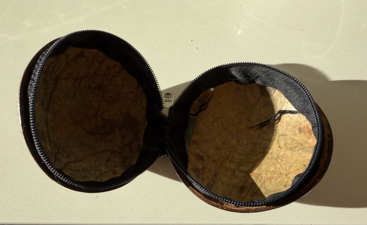 Coconut Shell Zippered Case for coins - photo 2