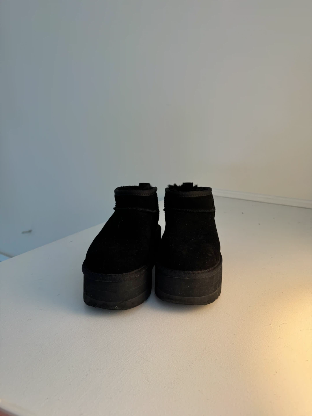 UGG Classic Ultra Mini Platform (US4/35) - photo 3