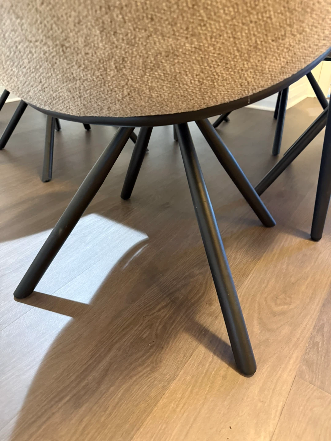 Dining table set with 4 upholstered chairs - photo 5