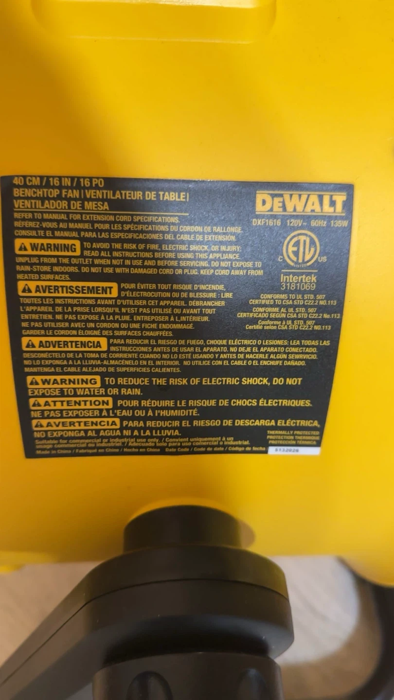 Excellent Condition DEWALT 16” Floor Fan – 4,000 CFM - photo 4