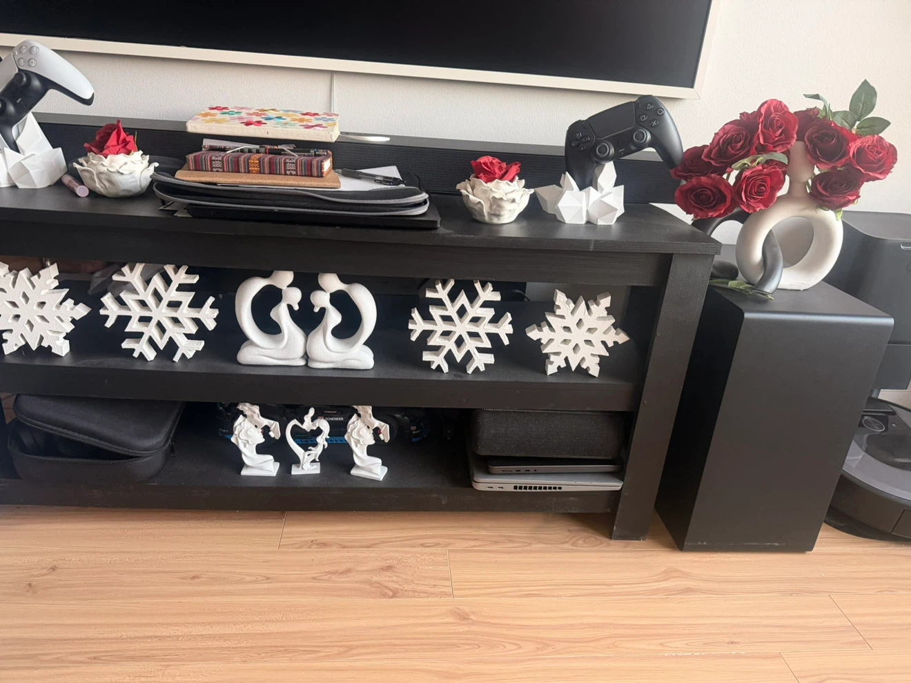 Black Corner TV Stand - photo 4
