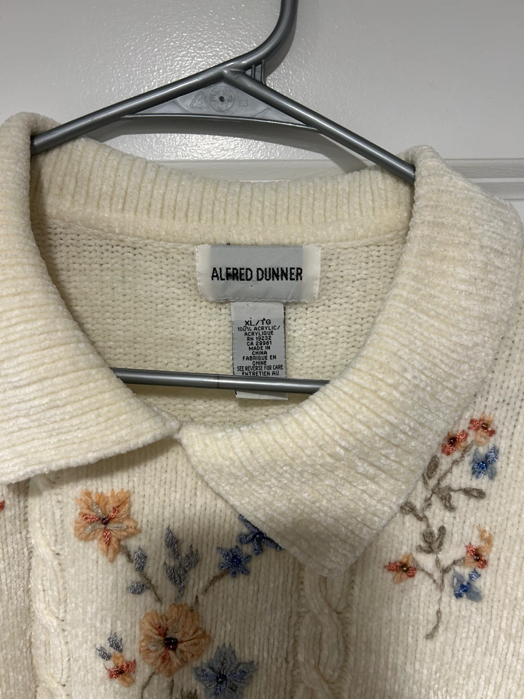 Floral Embroidered Cream Sweater XL - photo 3
