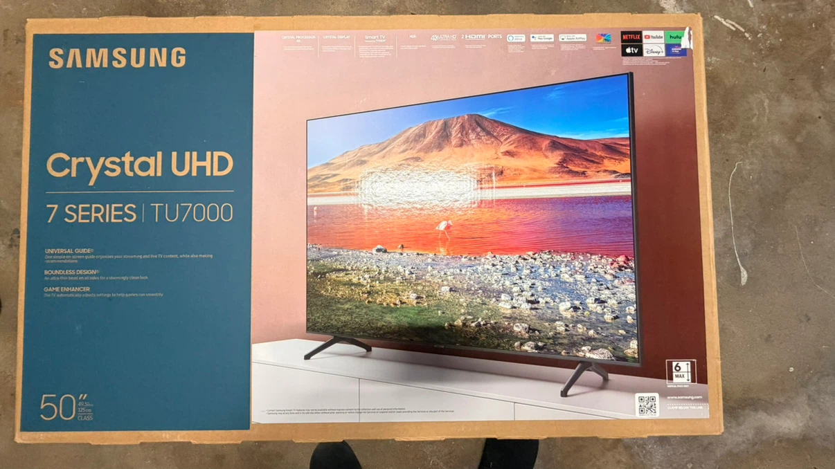 Samsung 50 inch Crystal UHD 4K TV - photo 2