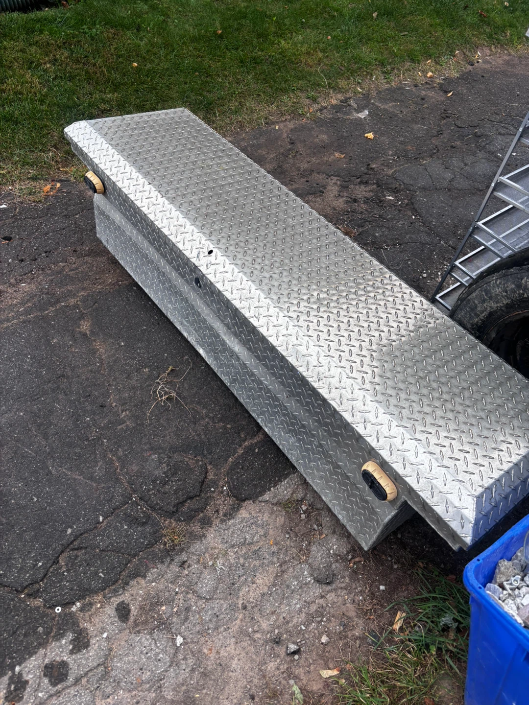 Aluminum Truck Tool Box - photo 2
