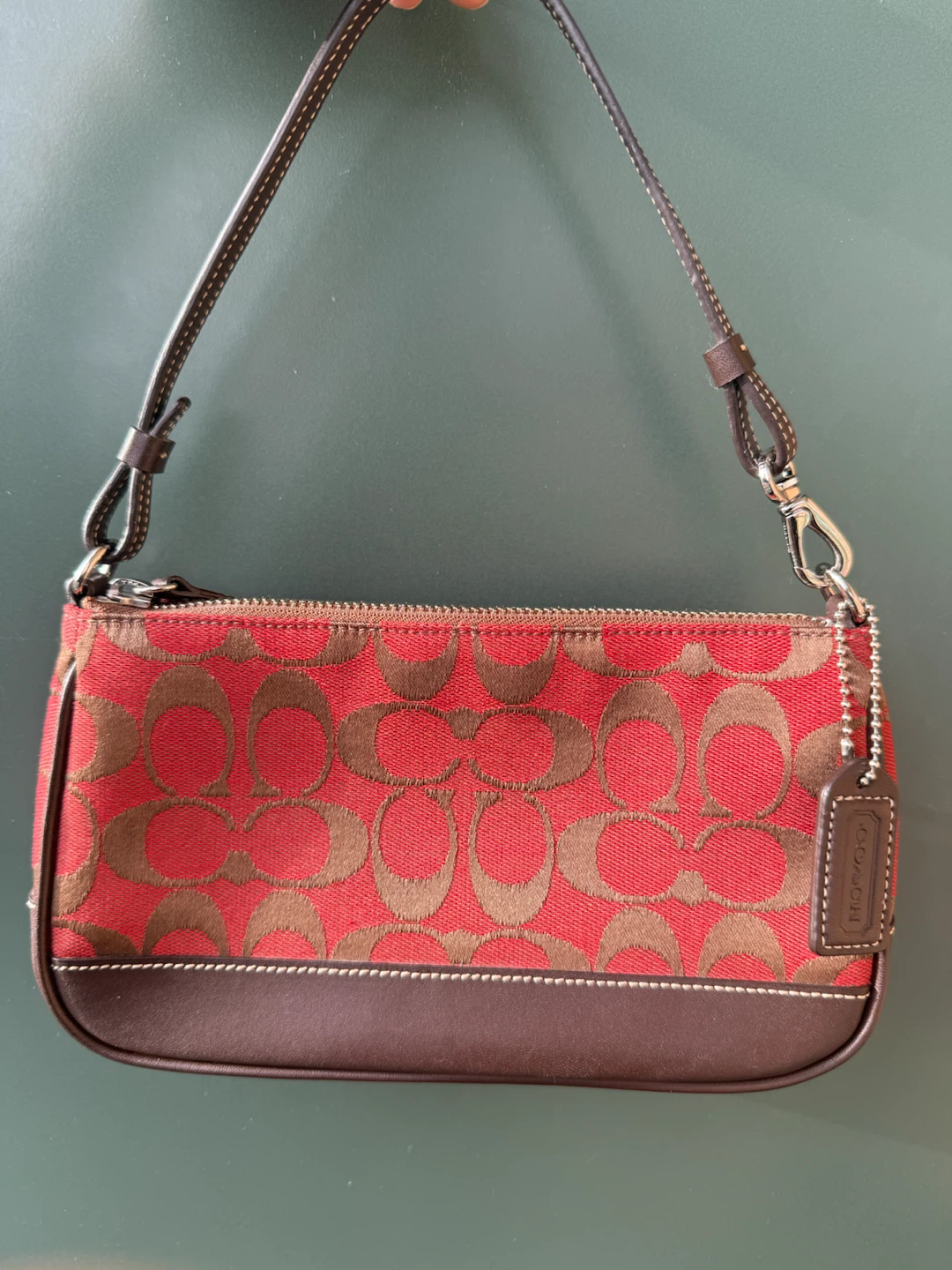 Never used Vintage Coach Demi Red Signature Jacquard Baguette - photo 2