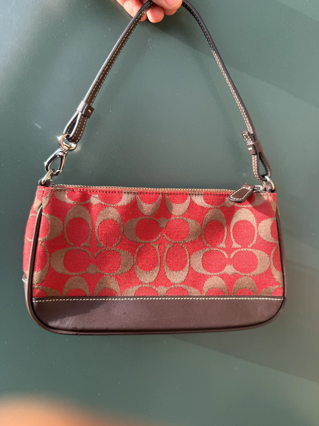 Never used Vintage Coach Demi Red Signature Jacquard Baguette - photo 3