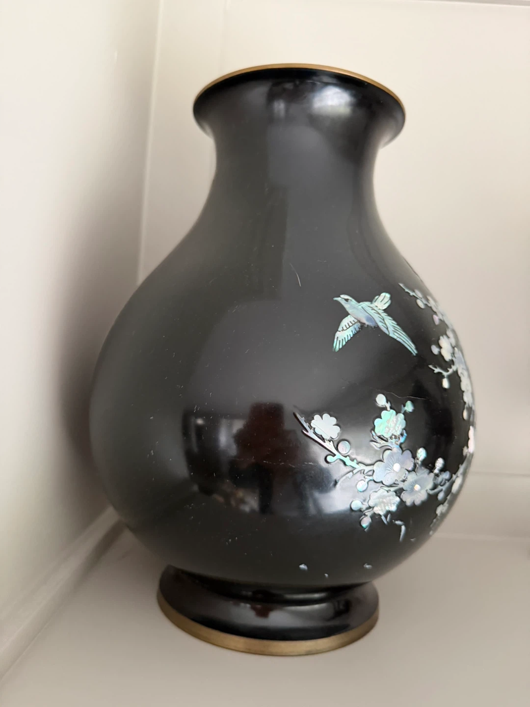 Black Mother of Pearl Inlay Vase - photo 2