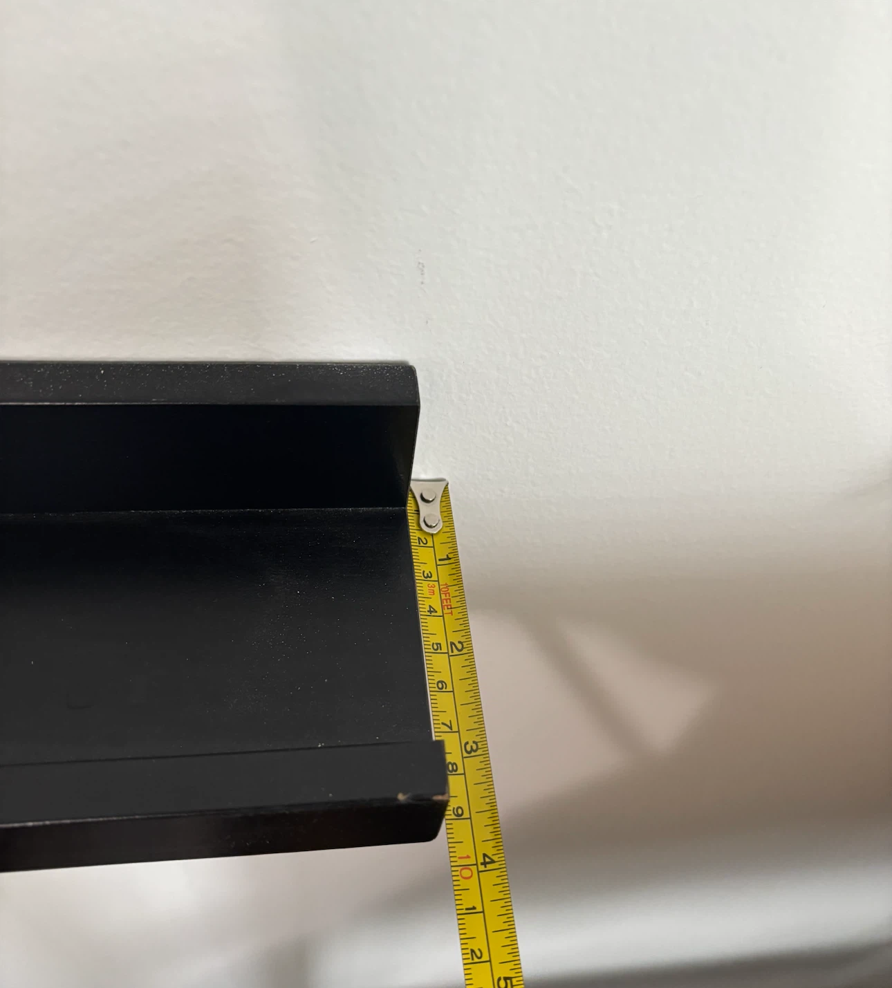 Black wall-mounted floating shelf - photo 4