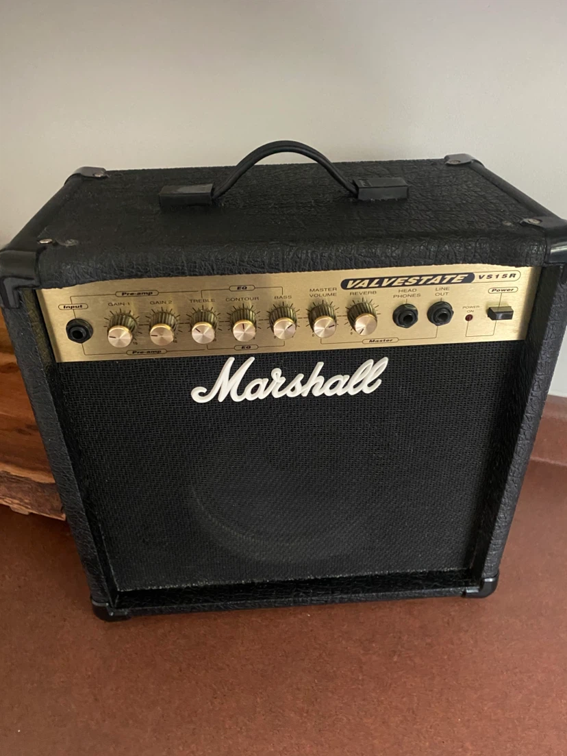 Marshall Valvestate VS15R Guitar Amplifier - photo 2