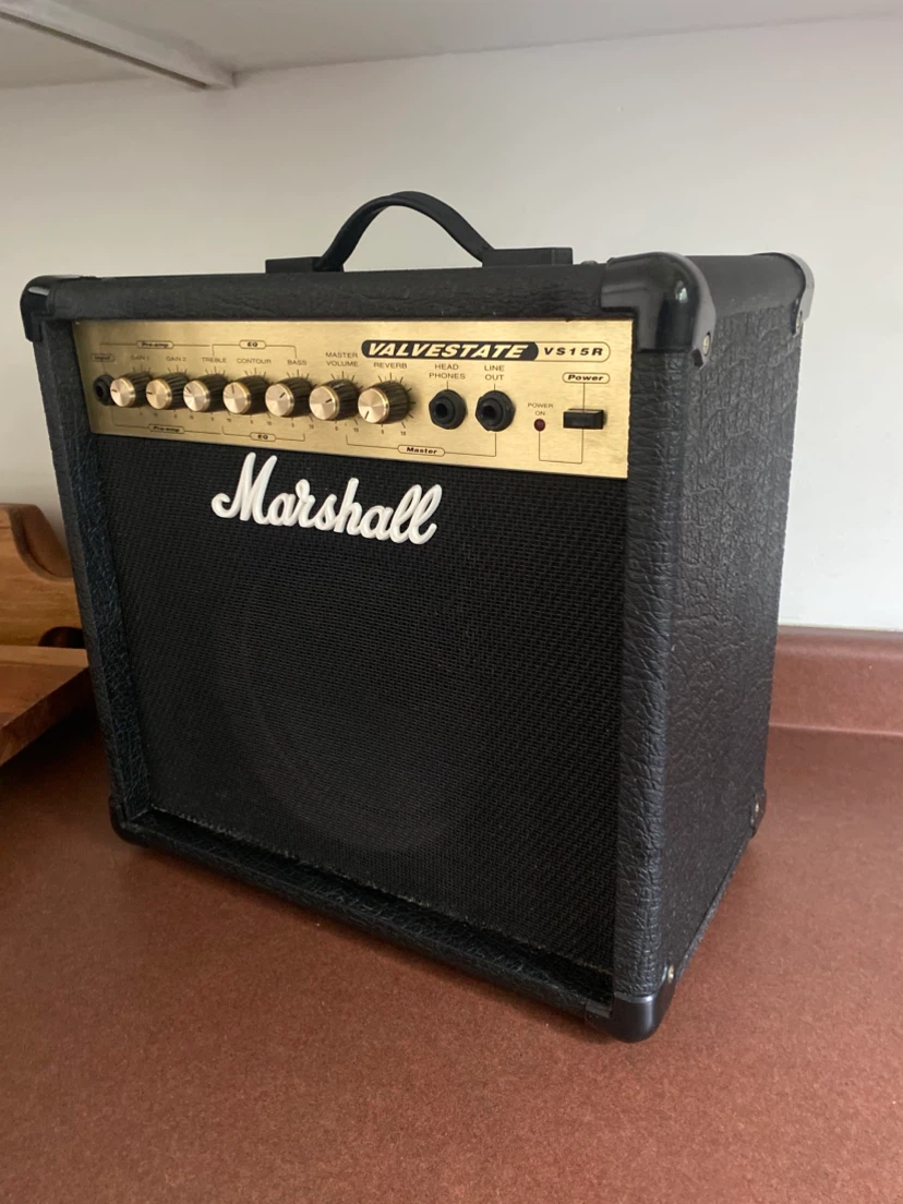 Marshall Valvestate VS15R Guitar Amplifier - photo 5