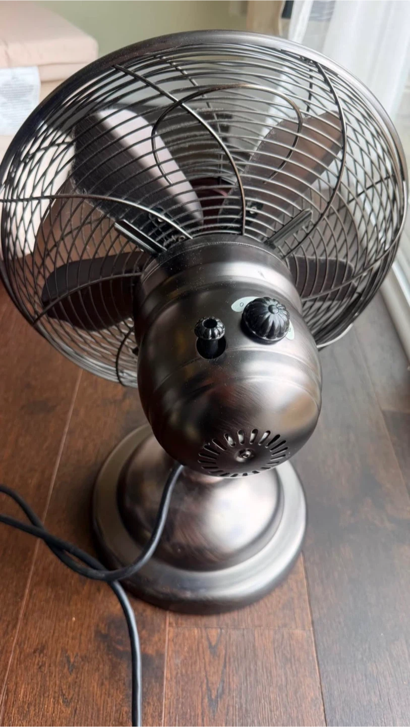 Vintage Style Metal Table Fan - photo 4
