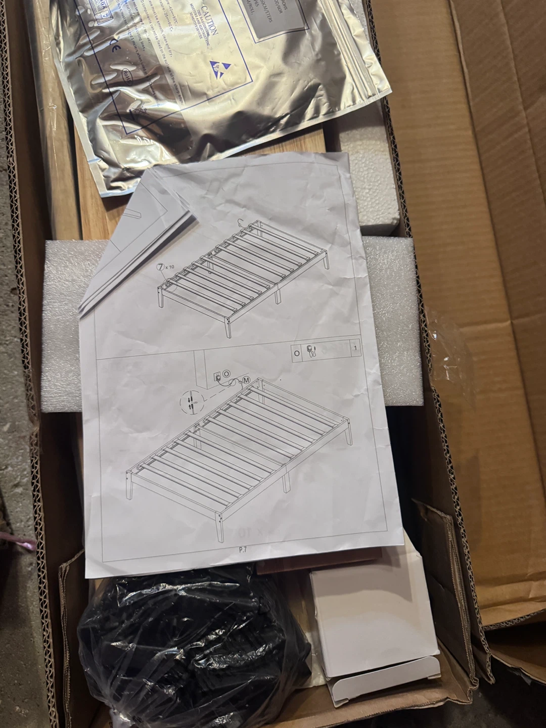 Twin Size Wooden Bed Frame - photo 2