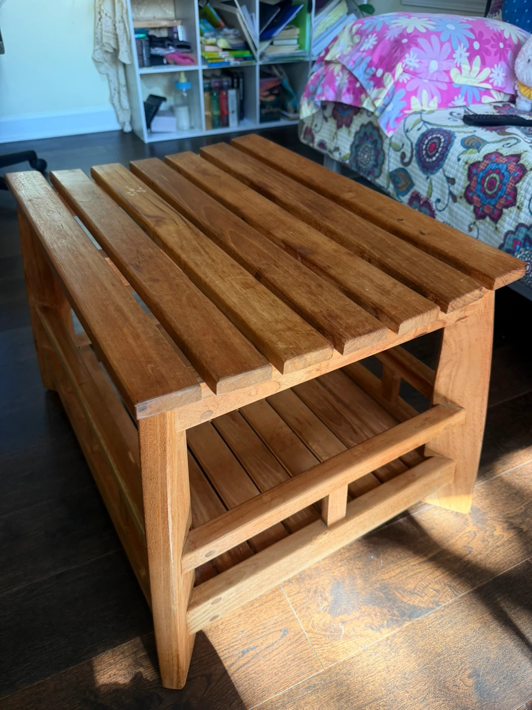 Solid Wood Slat Side Table - photo 3