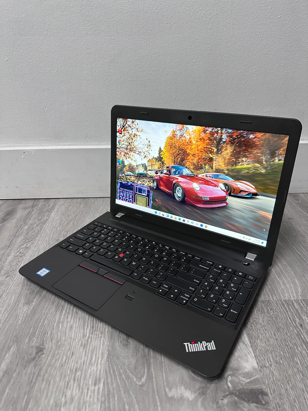 500GB storage Lenovo ThinkPad 8GB RAM Intel hd graphic