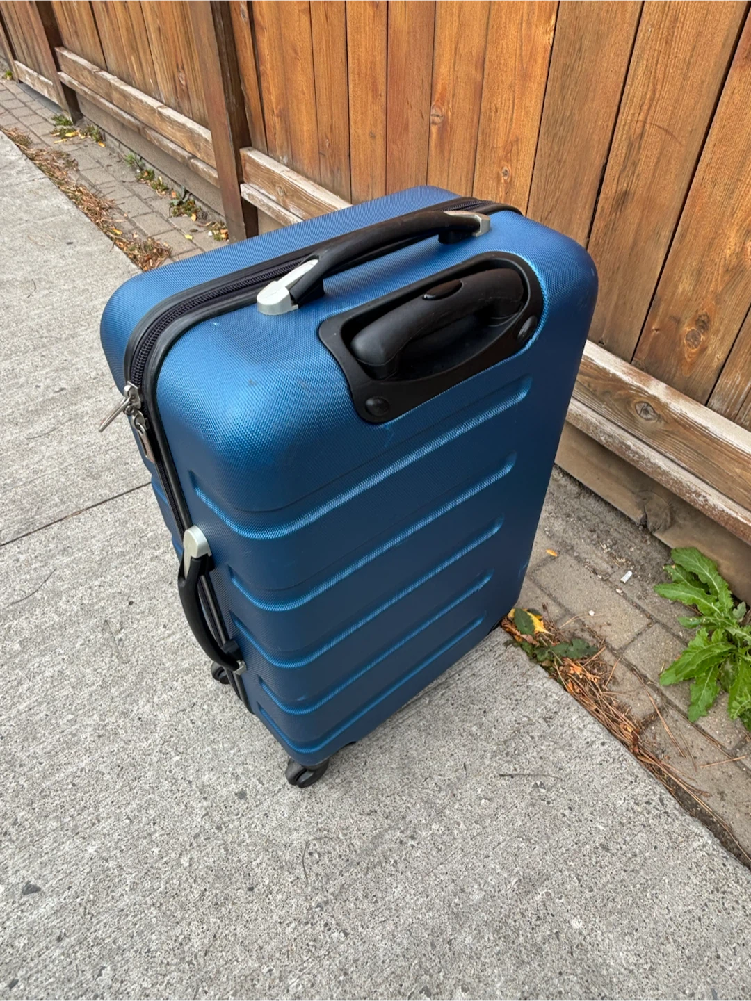 Medium Check in Vibes Blue Hard-Shell Carry-On Luggage - photo 4