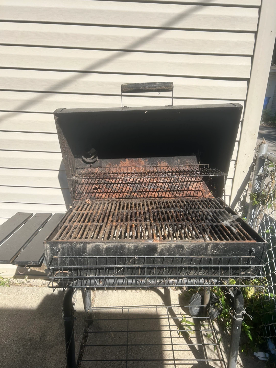 Char-Griller Charcoal Grill - photo 3